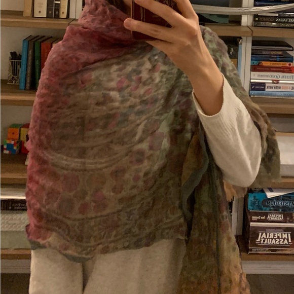 Aritzia Pink and Green Ombre Wool Scarf - Picture 2 of 5